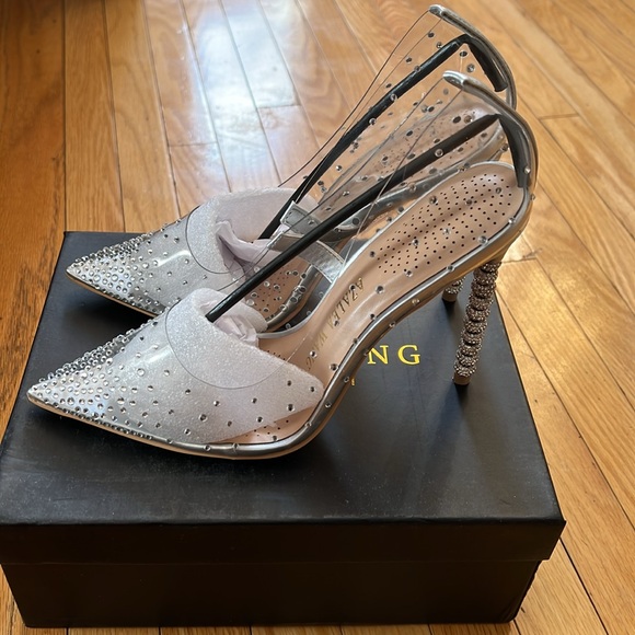 Clear Heel - Picture 9 of 11